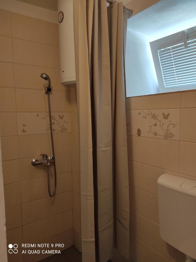 Apartman Pijavica Bijela Exteriér fotografie